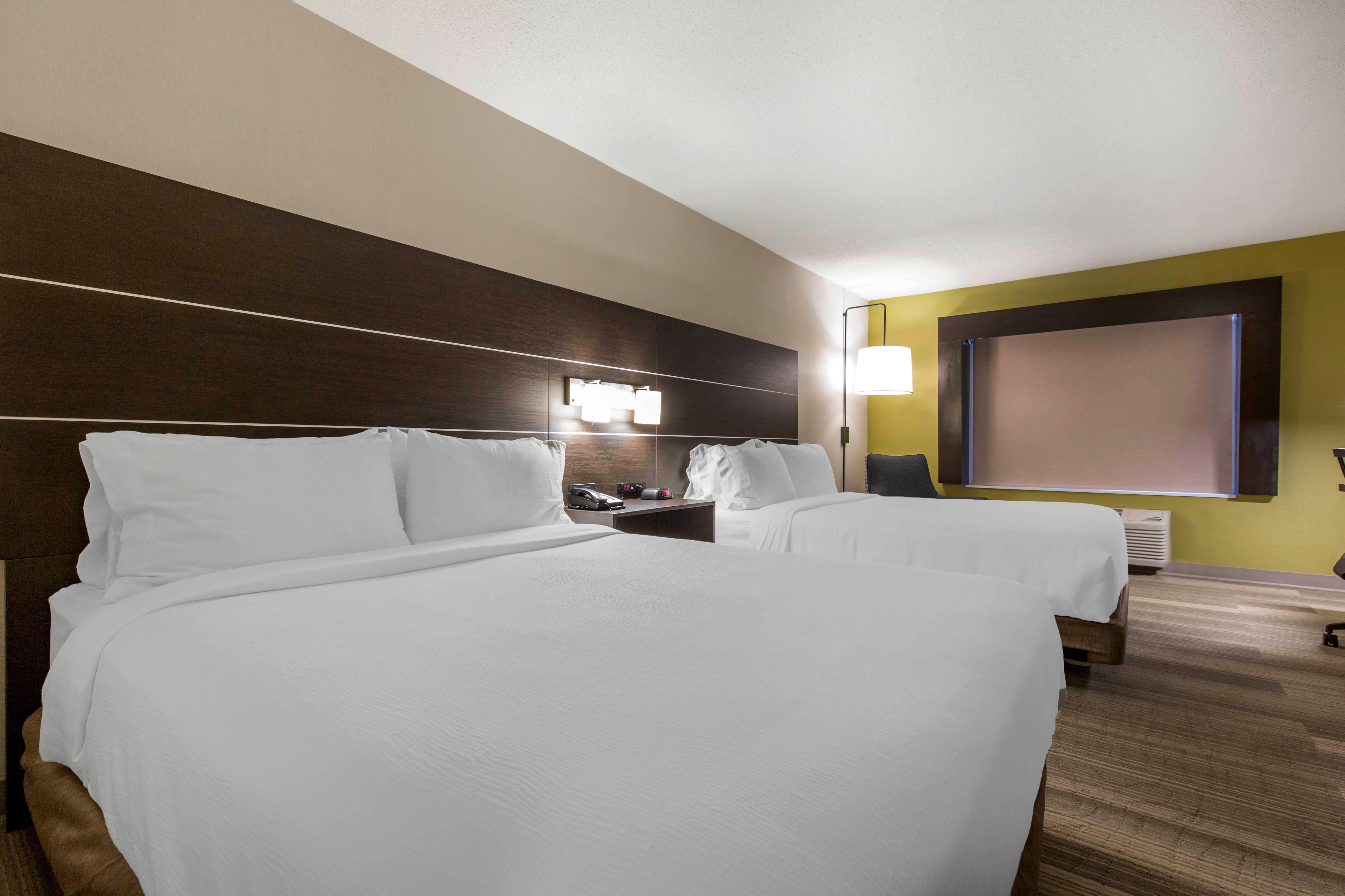 Holiday Inn Express And Suites Chicago West - St Charles By Ihg Saint Charles Exterior foto