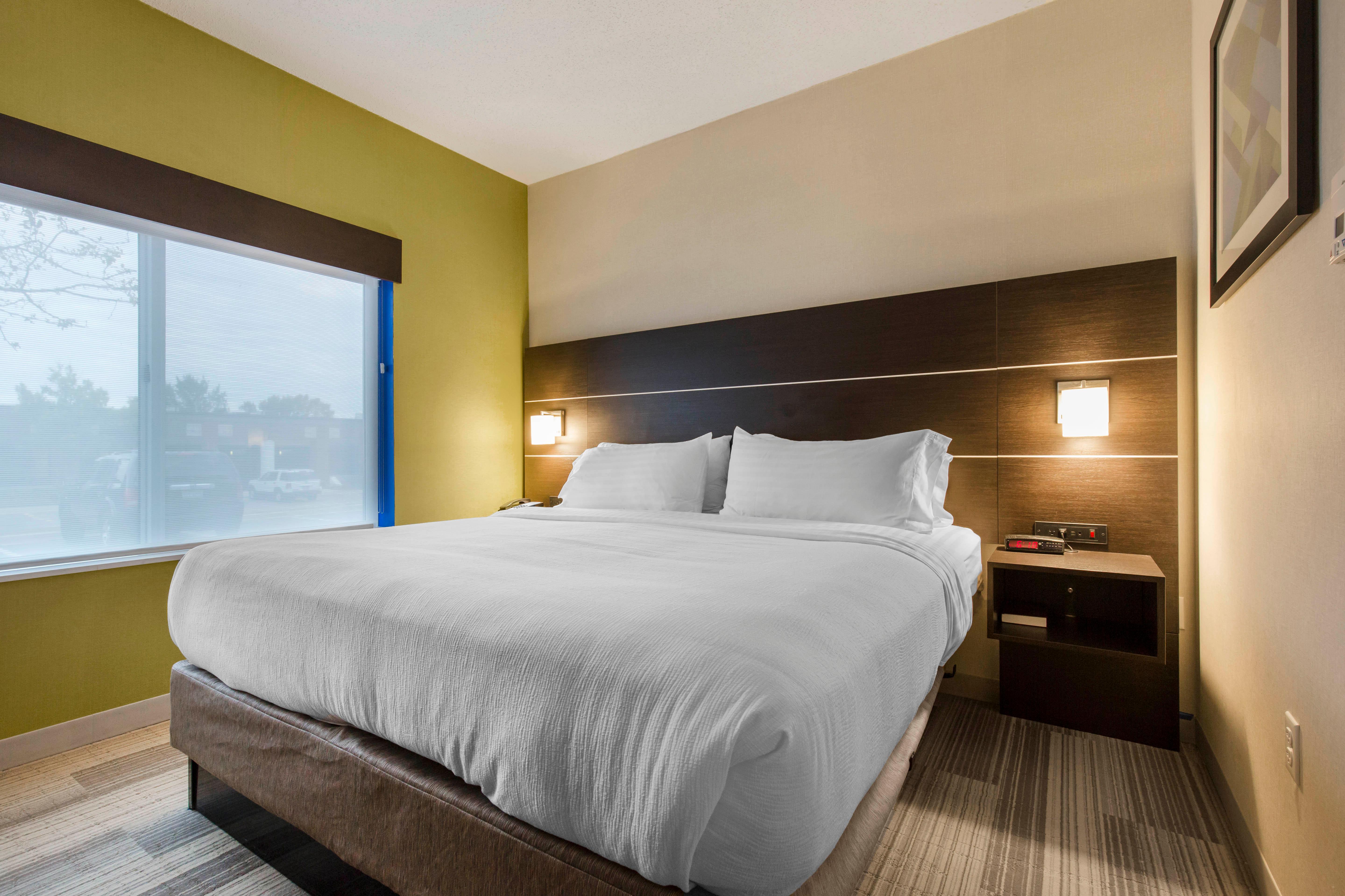 Holiday Inn Express And Suites Chicago West - St Charles By Ihg Saint Charles Exterior foto